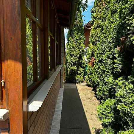Kisvirag Apartman Hajdúszoboszló Exterior foto