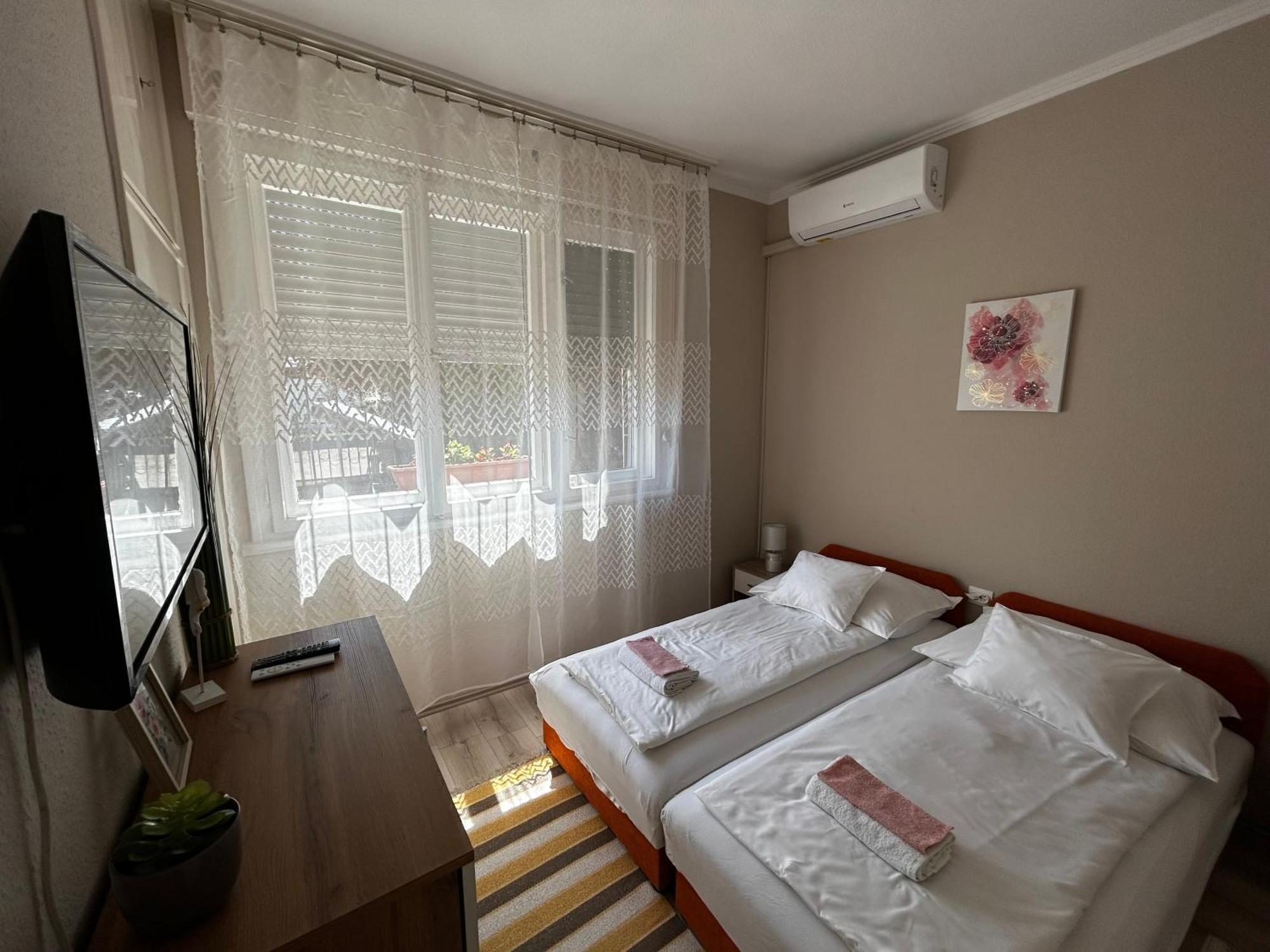 Kisvirag Apartman Hajdúszoboszló Exterior foto