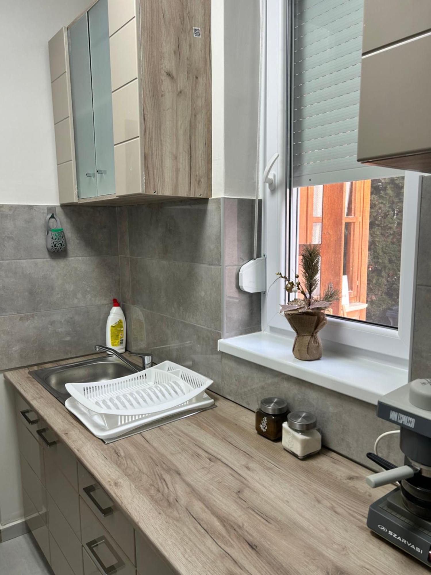 Kisvirag Apartman Hajdúszoboszló Exterior foto