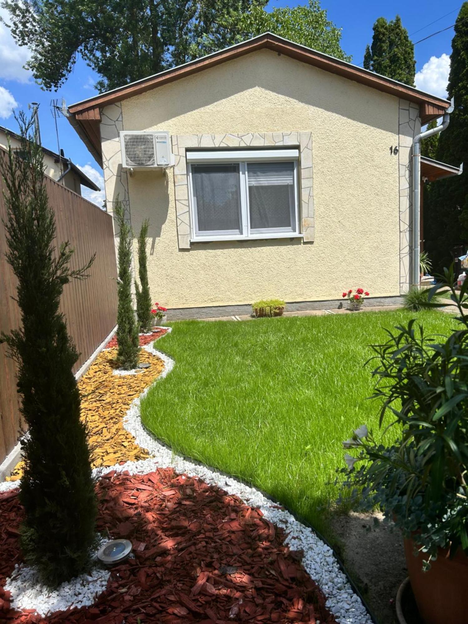 Kisvirag Apartman Hajdúszoboszló Exterior foto